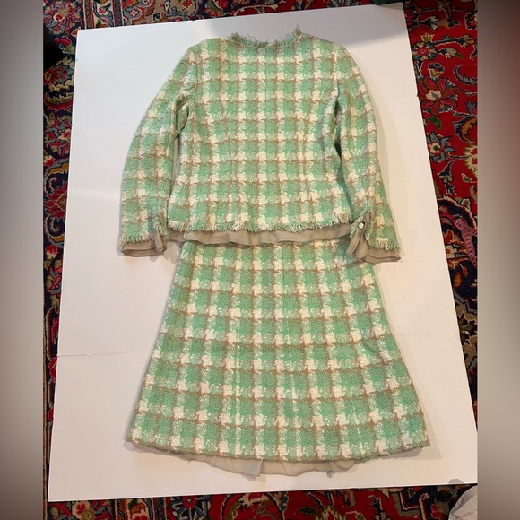 Vintage Chanel FR 40 Jacket w Skirt Set - Picture 16 of 16